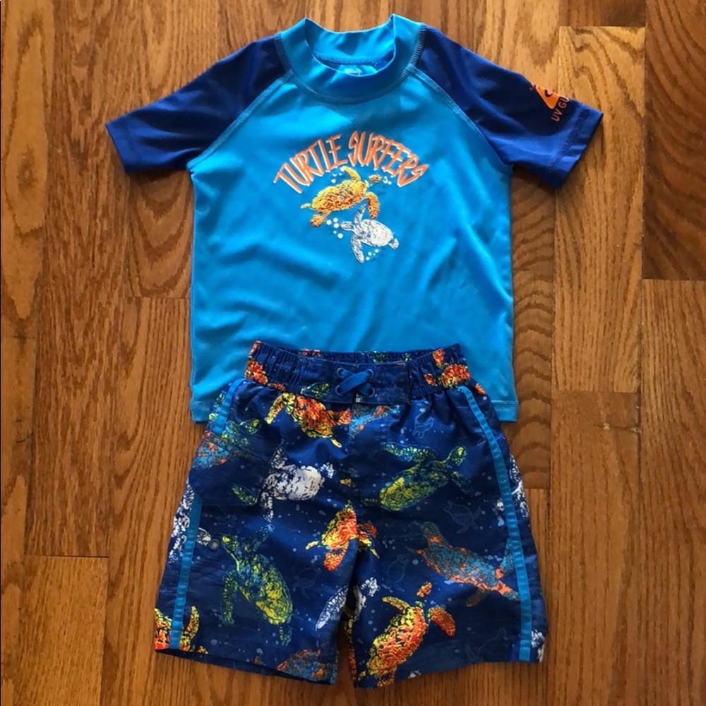 Swim shirt & trunks